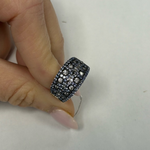 Suzy Levian Sterling Silver Blue & White CZ Pave Ring NWT - Picture 4 of 10